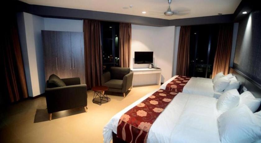 Star-Well Hotel Kuala Lipis Esterno foto