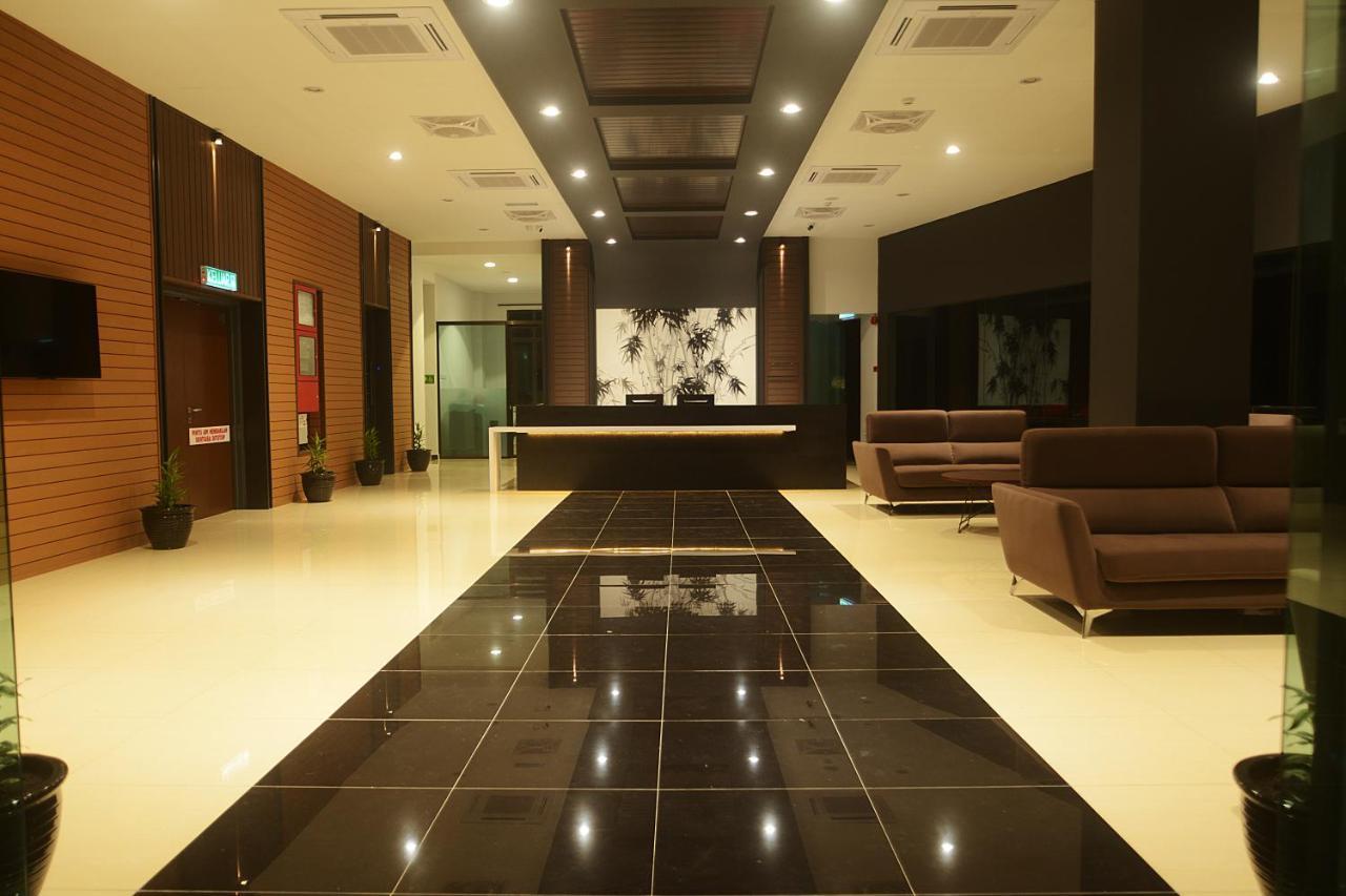 Star-Well Hotel Kuala Lipis Esterno foto