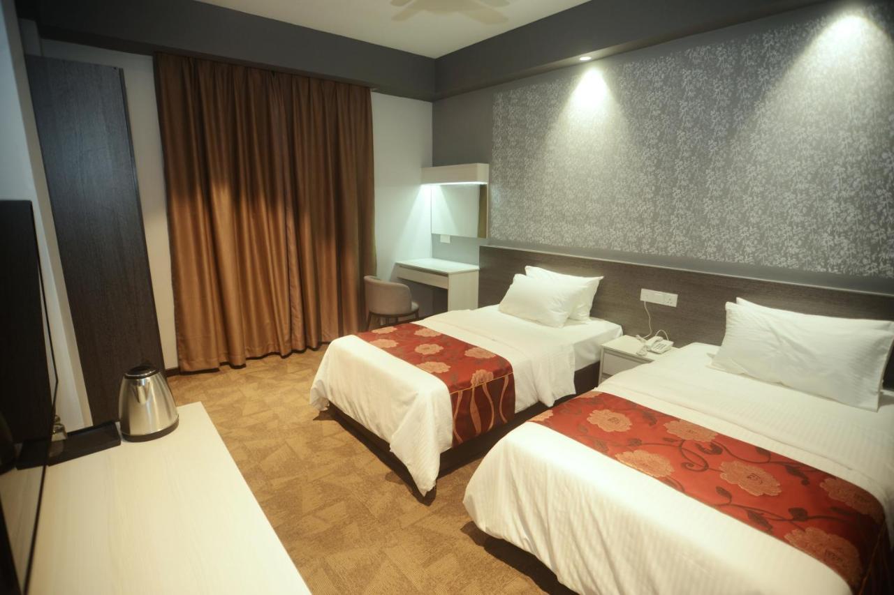 Star-Well Hotel Kuala Lipis Esterno foto