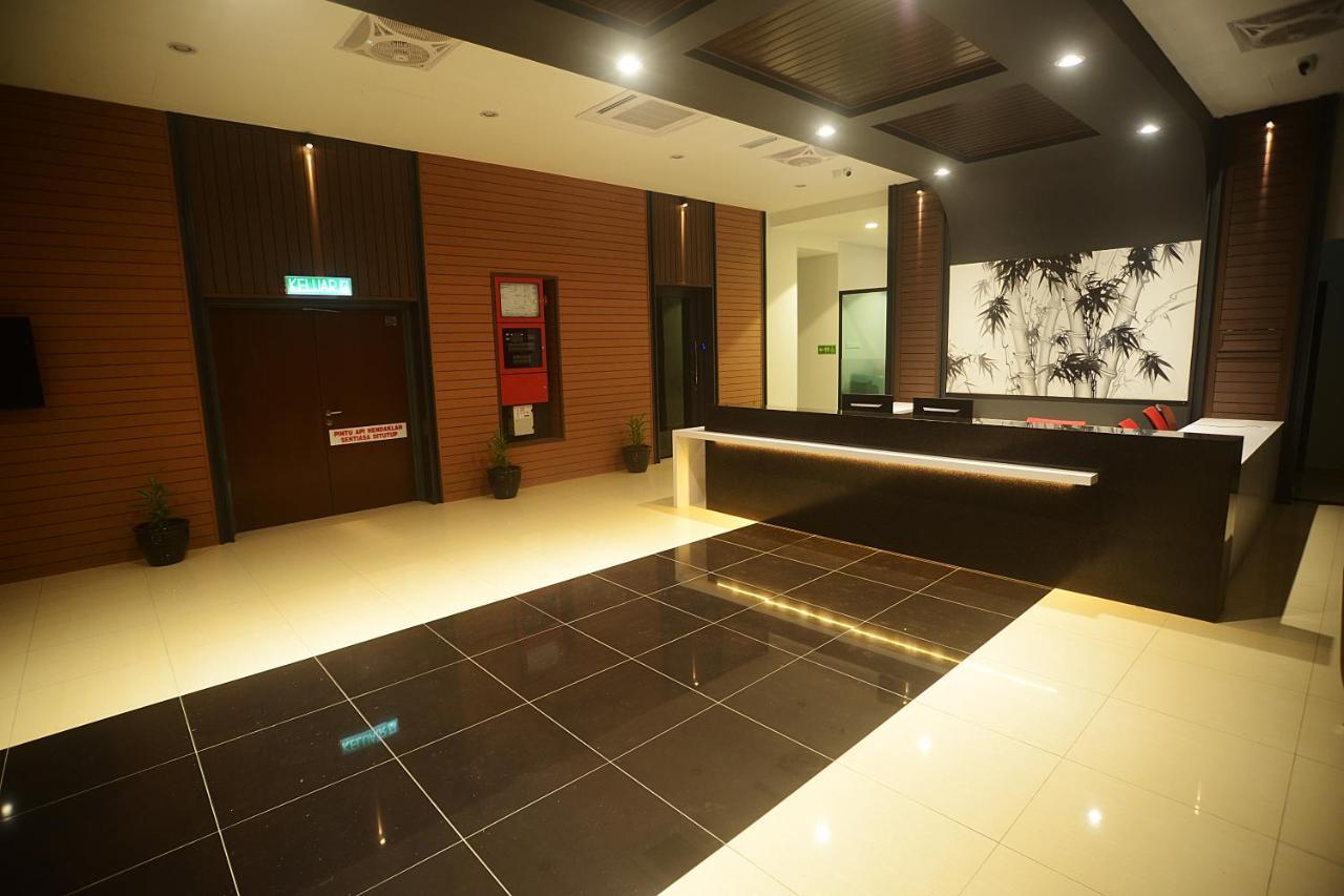 Star-Well Hotel Kuala Lipis Esterno foto