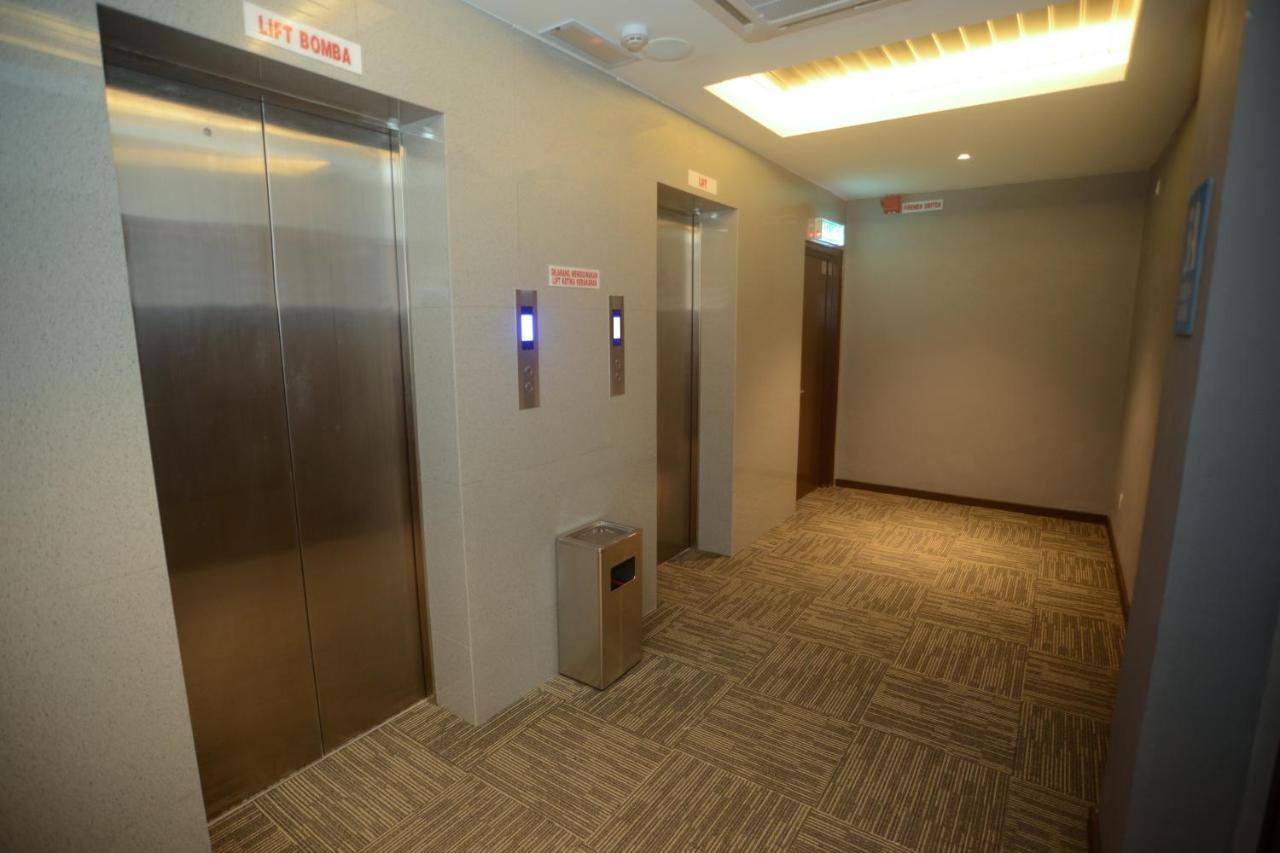Star-Well Hotel Kuala Lipis Esterno foto