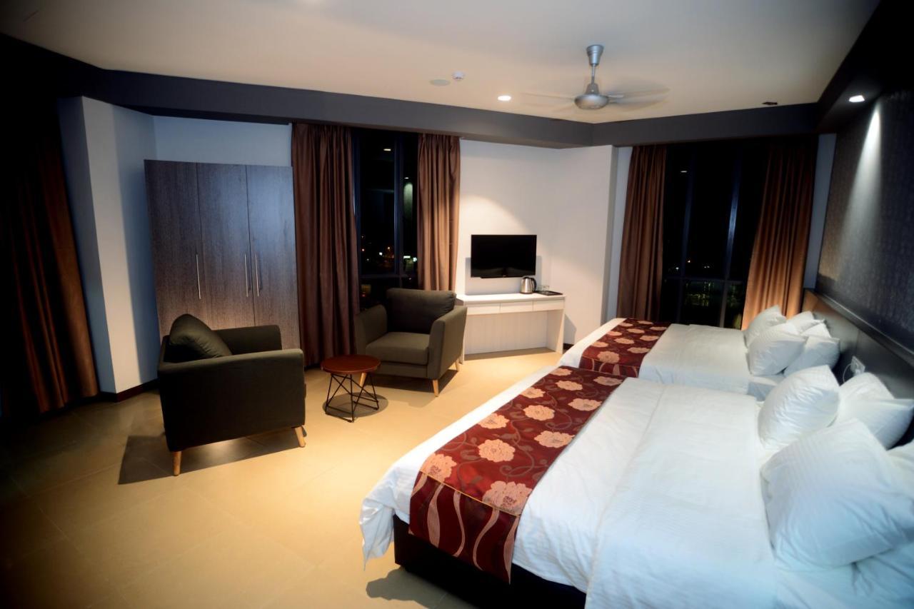 Star-Well Hotel Kuala Lipis Esterno foto